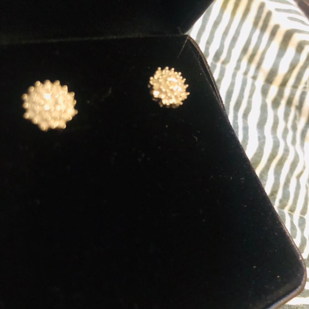 Sterling Silver 1/3ct TDW Diamond Cluster Earrings